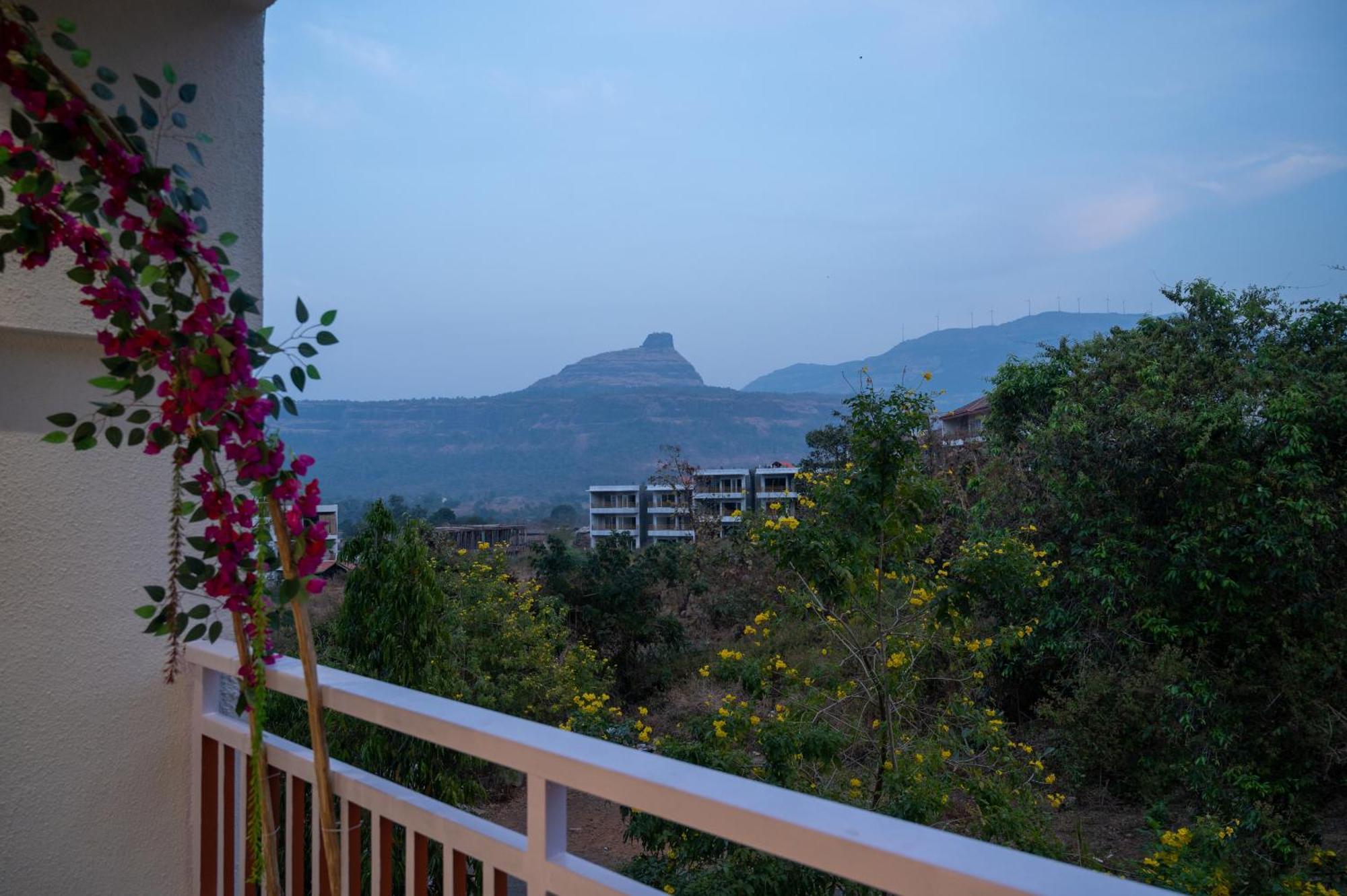 La Mira Casa Karjat Villa Eksteriør billede